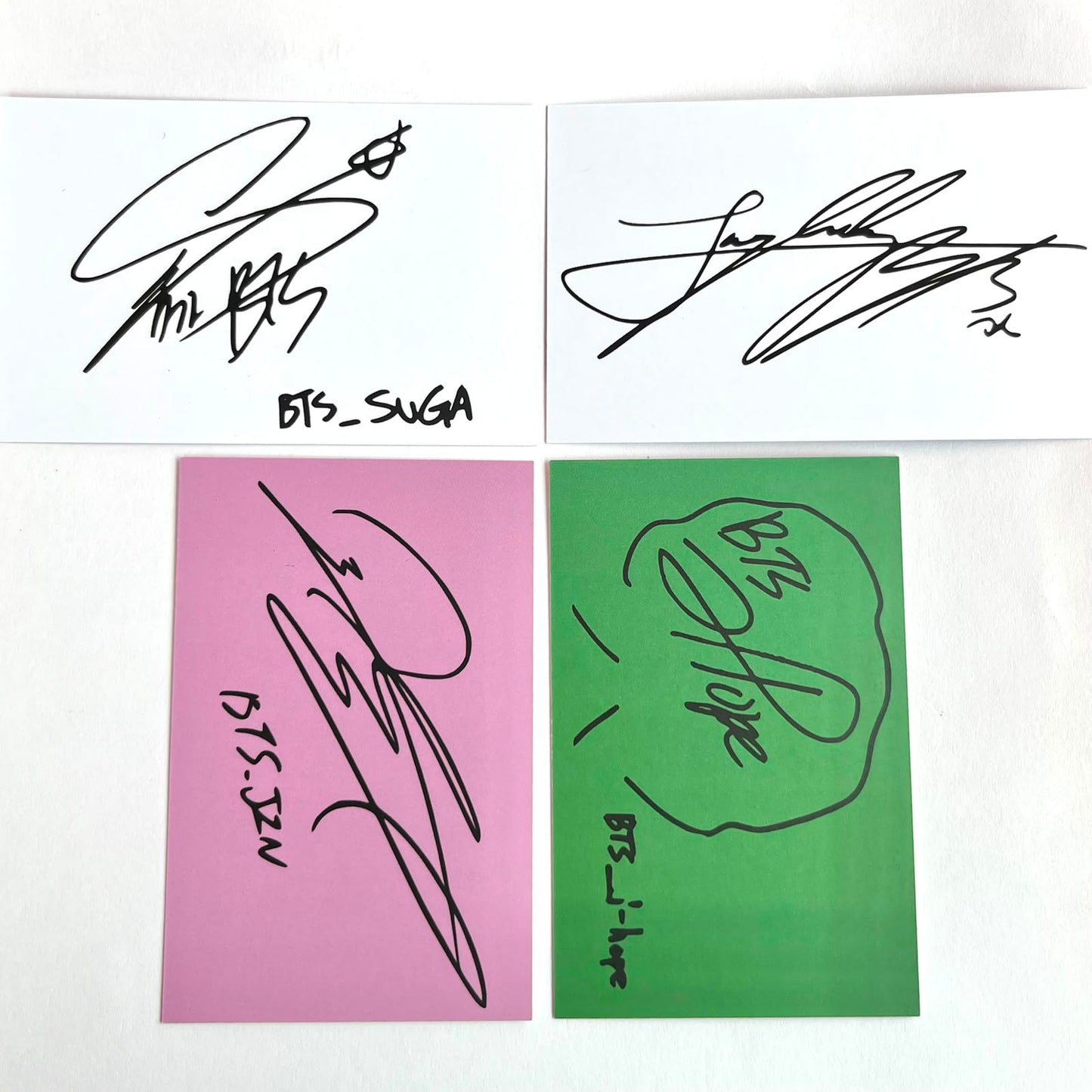 BTS Photocard + Sleeve Holográfica